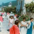 Festa da Nossa Senhora da Assunção (Agosto, 1988), Dores (à dta. com vestido azul)