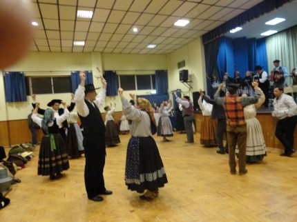 Rancho Folclórico da Ribeira de celavisa em actuação